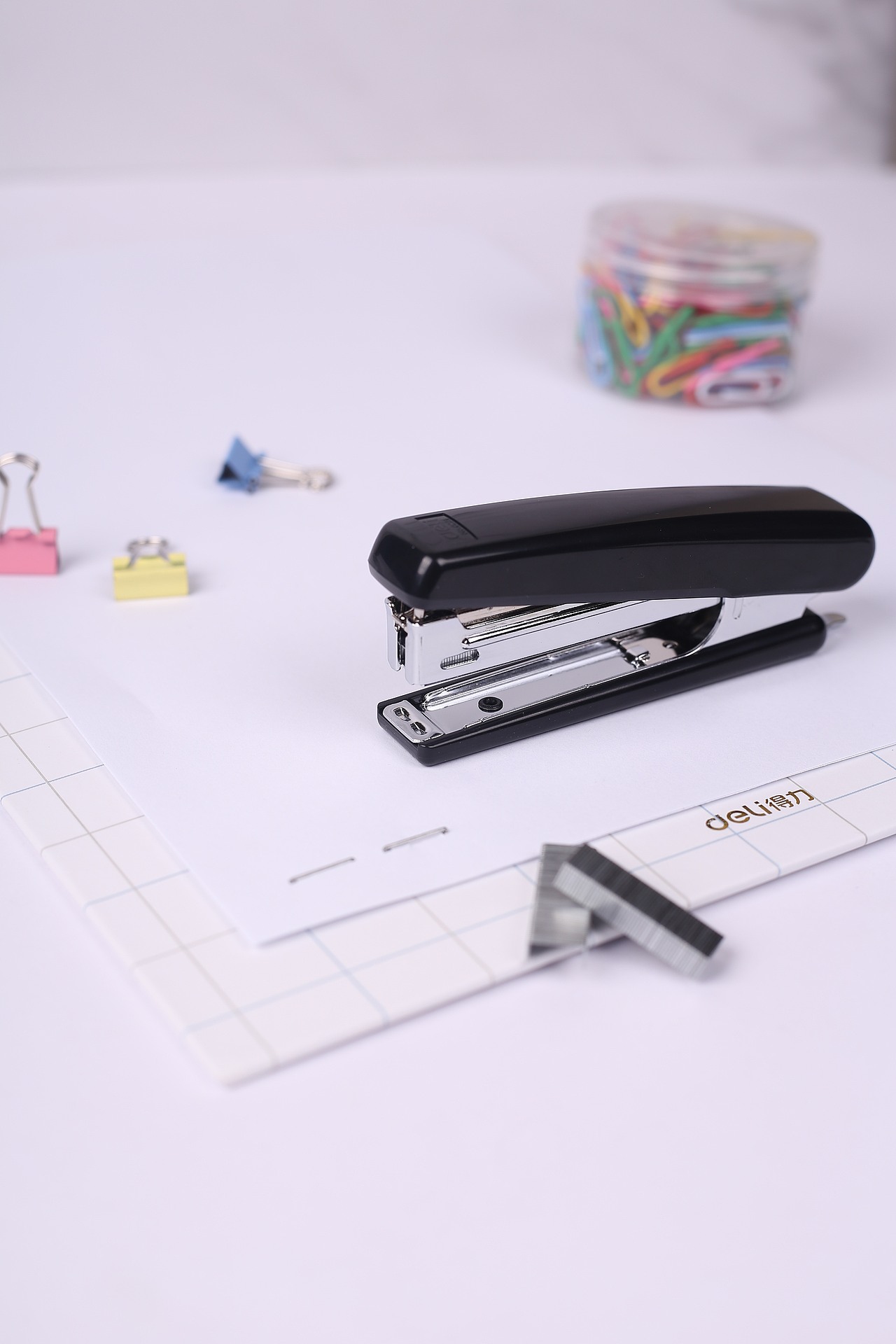 得力文具-订书机