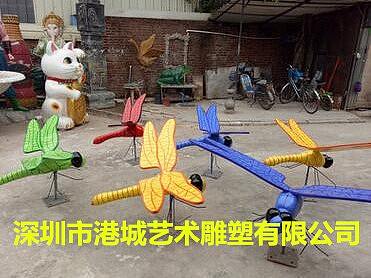 园林景观仿真昆虫造型玻璃钢彩色蜻蜓雕塑批发零售厂家