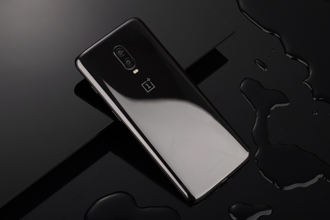一加6T亮瓷黑图赏（图ZMjAzMTkwMDky） - 产品摄影 - 站酷设计师宸芜原创素材 - 站酷ZCOOL
