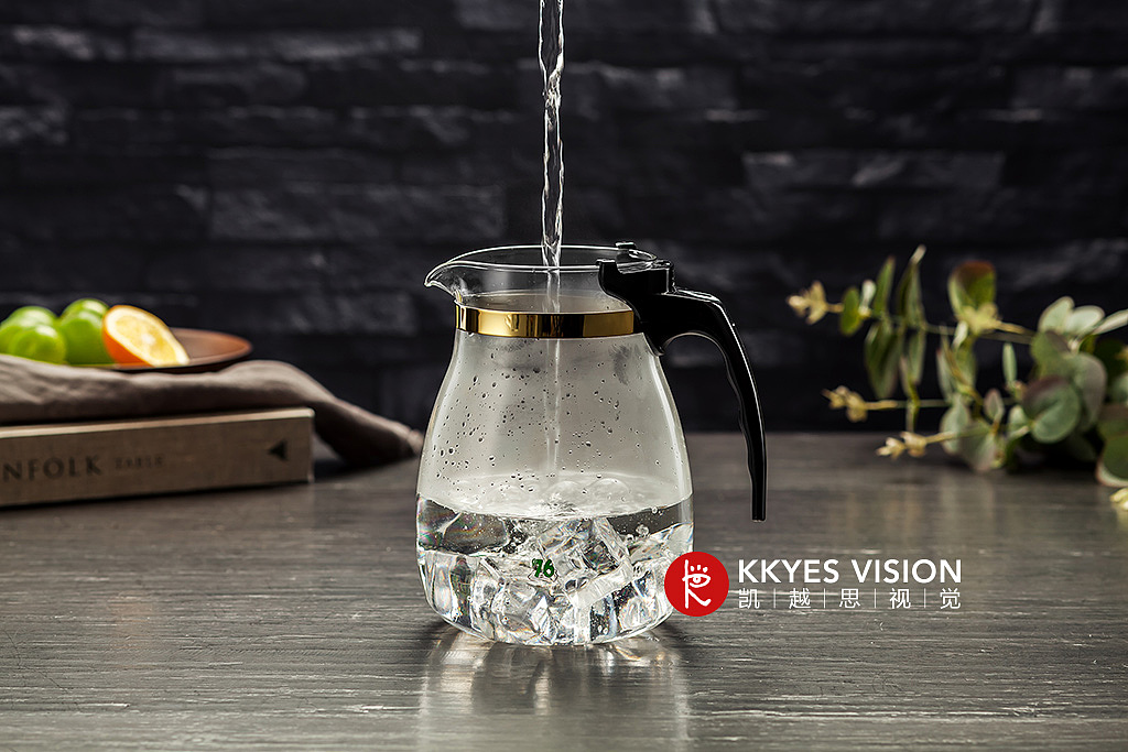 玻璃水壶 茶壶 传统中国风 静物拍摄 产品摄影（图ZODc4NDY0OTI=） - 产品摄影 - 站酷设计师金光高照商业摄影原创素材 - 站酷ZCOOL