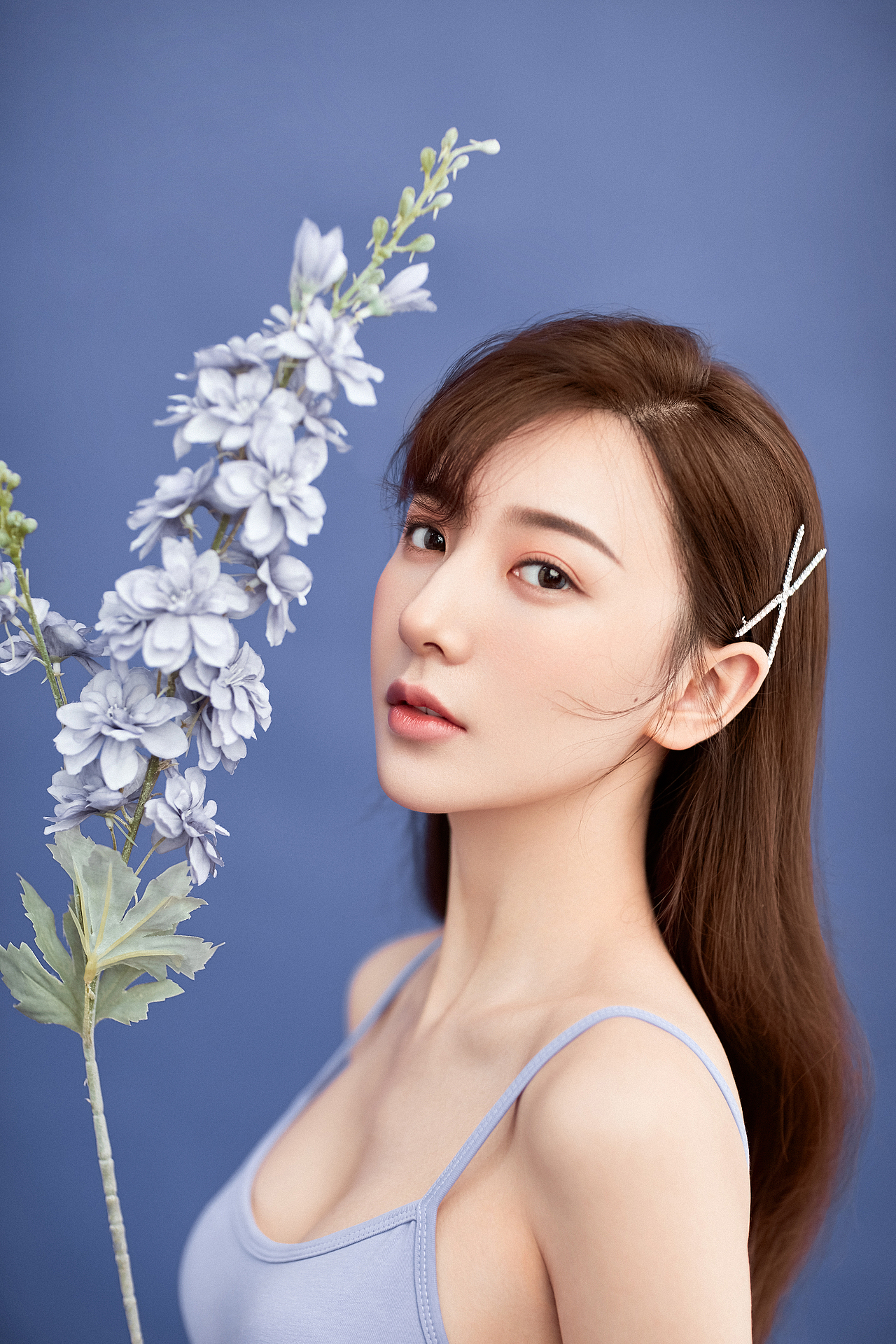 🦄 你的温柔～是一点克莱因的蓝加莫奈的灰（图ZMjE5OTAzOTU2） - 修图/后期 - 站酷设计师周周商业修图原创素材 - 站酷ZCOOL