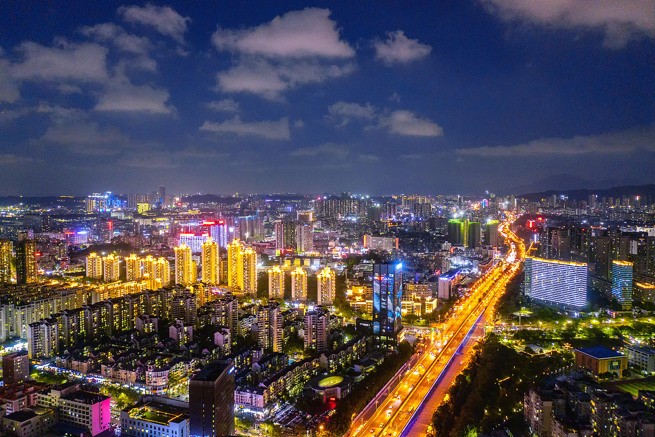 深圳龙华区上塘布龙路地面地铁仁合医院城市夜景（图ZMjU0Mjk4MzQ0） - 风光摄影 - 站酷设计师小7的背包原创素材 - 站酷ZCOOL