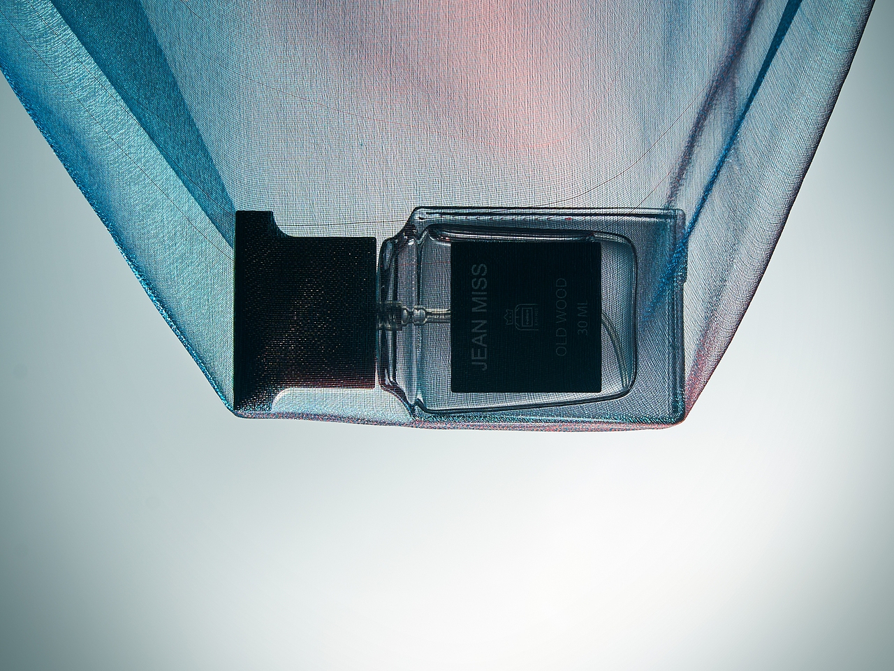 香水场景拍摄（图ZMzExNzc2MTA4） - 产品摄影 - 站酷设计师大笨球原创素材 - 站酷ZCOOL