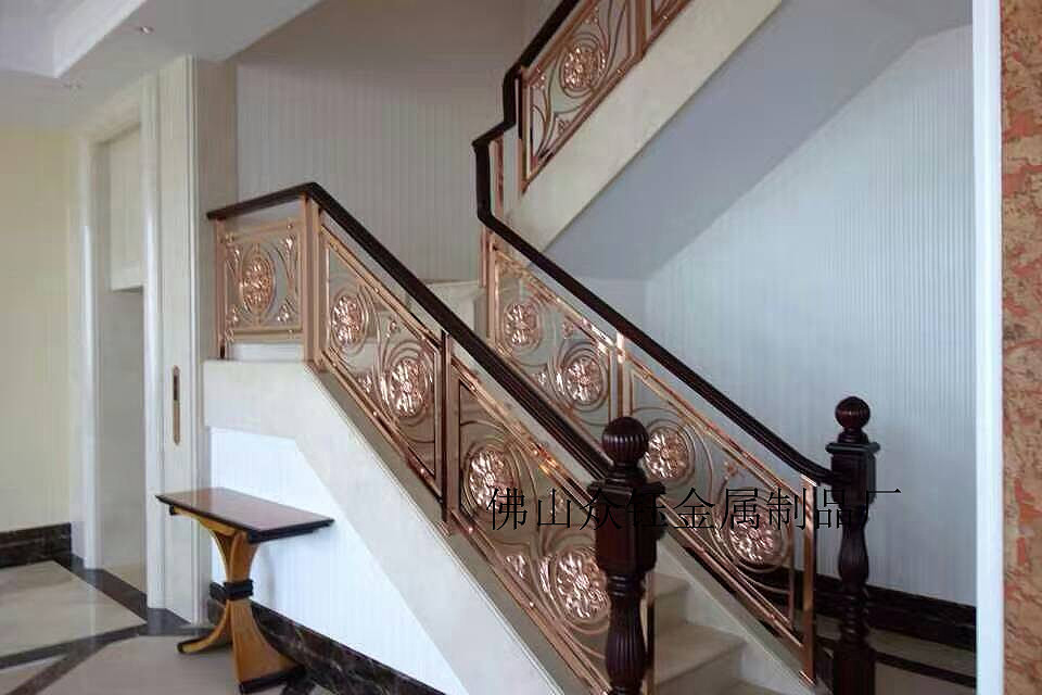 星级酒店玫瑰金楼梯护栏包安装 