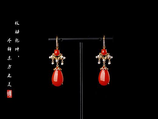 蚂蚁珠宝 · 个人吊坠 | 18K金镶嵌南红玛瑙| 耳饰` 