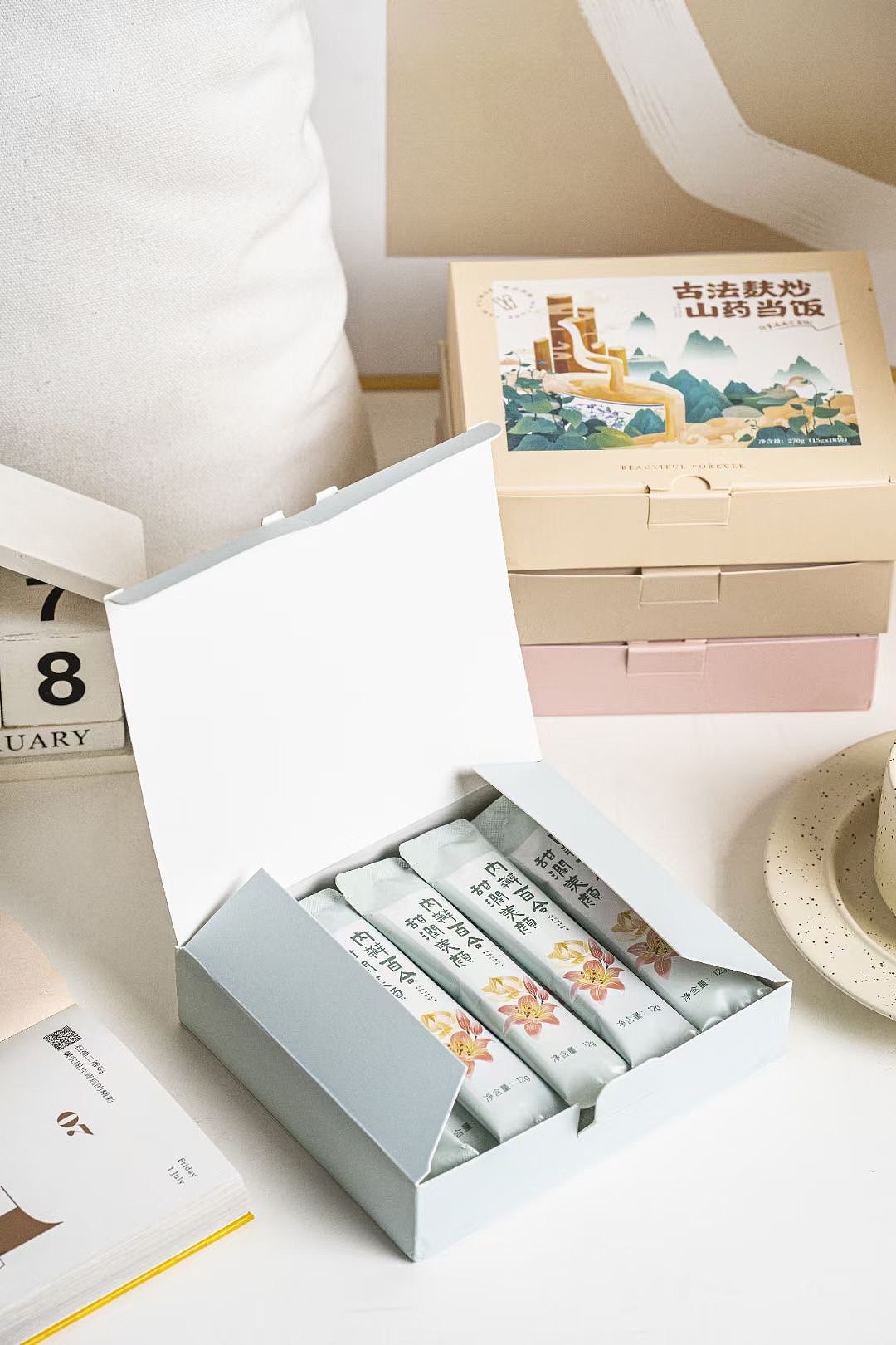 藕粉/山药粉/葛粉/百合粉系列插画包装（图ZMjgwMTgyNzYw） - 包装 - 站酷设计师iCY_REI原创素材 - 站酷ZCOOL