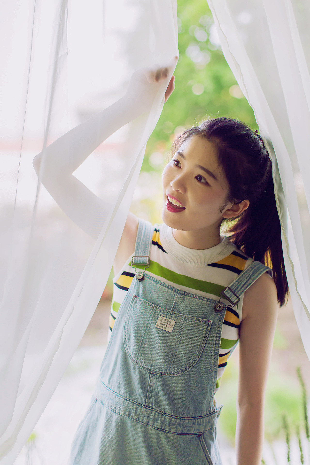 偷偷喜欢你（图ZODkzMDA1MTY=） - 人像摄影 - 站酷设计师潘多哇原创素材 - 站酷ZCOOL