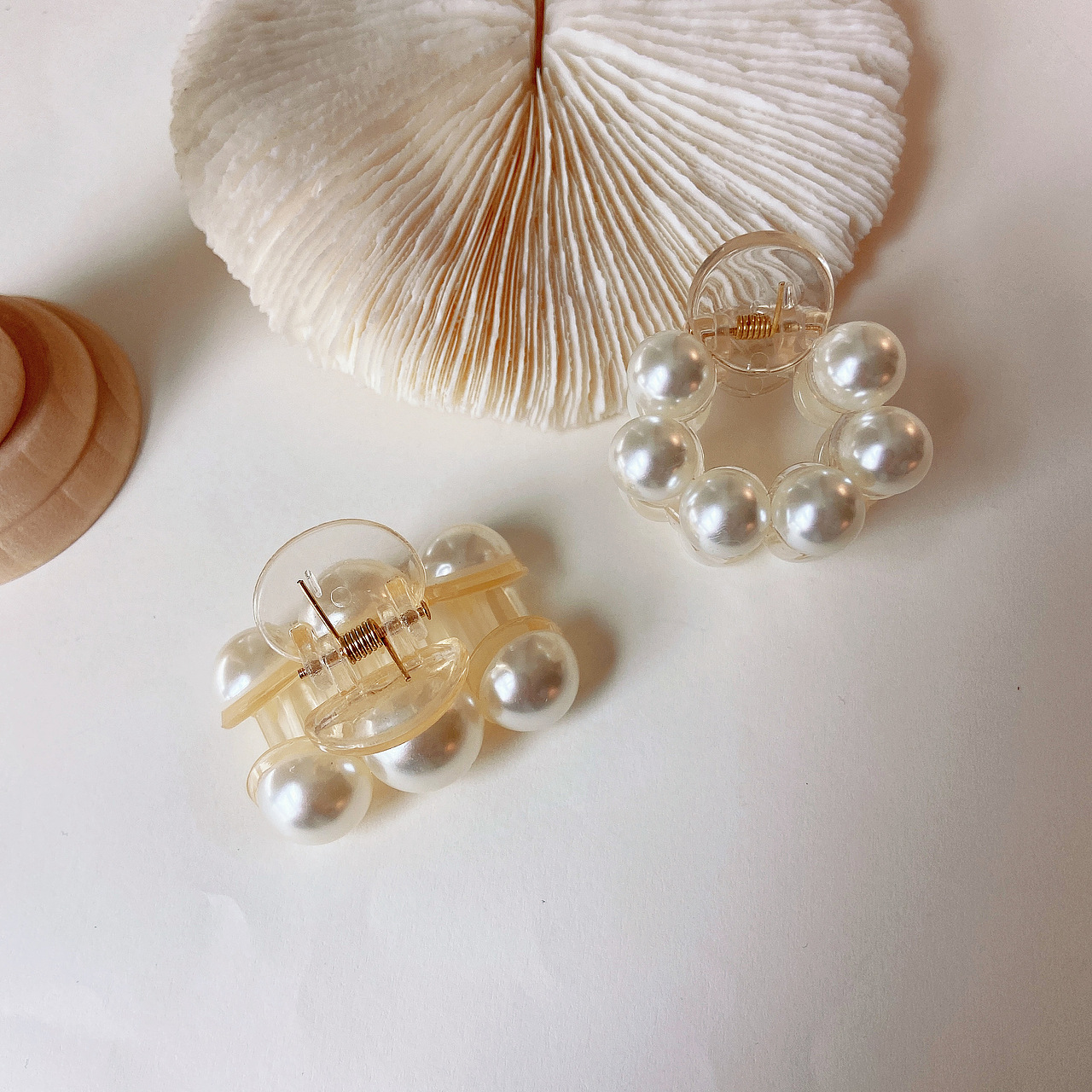 ins风冷淡风耳饰耳环场景图拍摄 合金 银饰品模特拍摄（图ZMjUzNDQxODQ0） - 产品摄影 - 站酷设计师何以朱颜原创素材 - 站酷ZCOOL