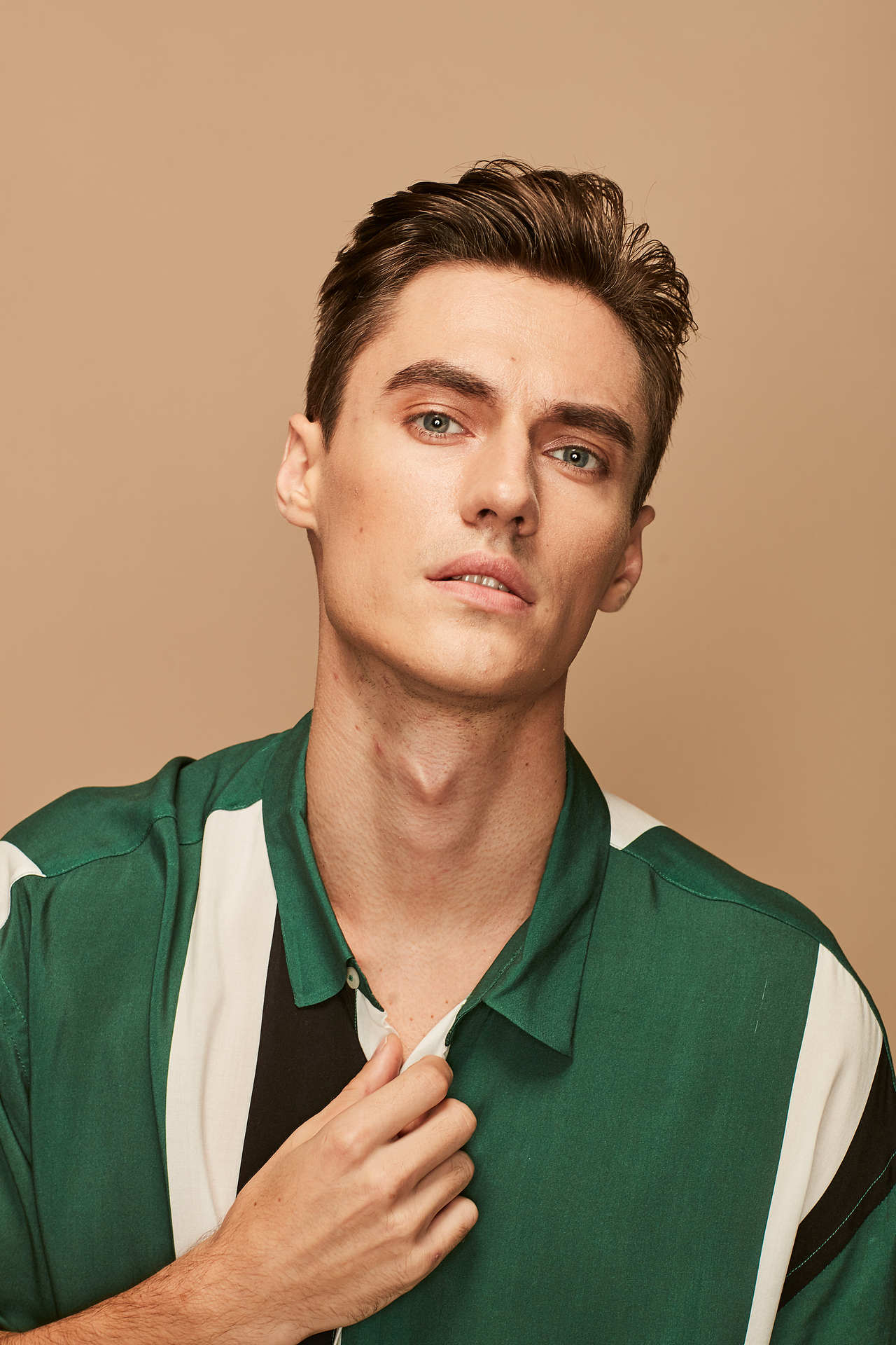 商业摄影look男模欧美收录收藏夹查看更多男模7添加表情模特资料拍摄