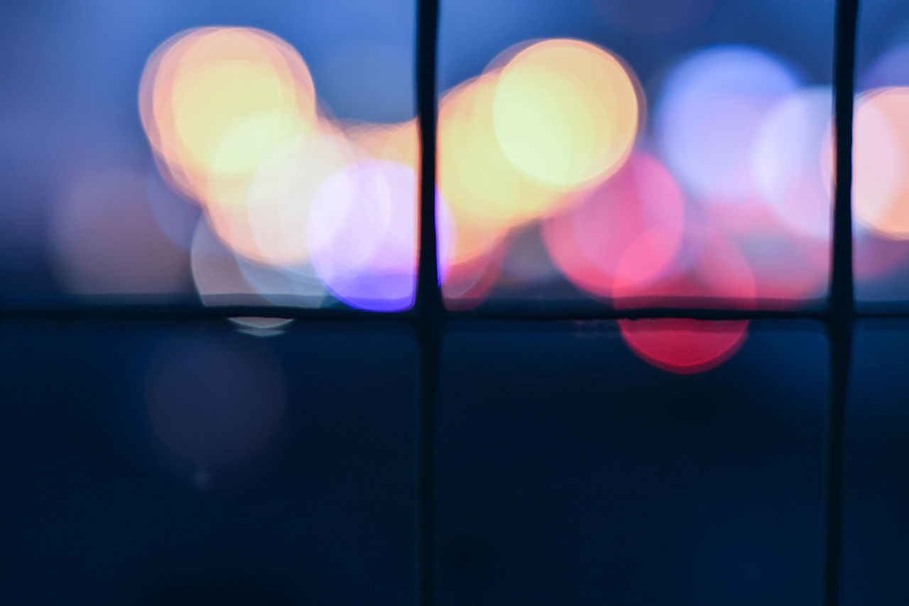 栅栏外的花花世界（图ZNTAwMDczMzY=） - 风光摄影 - 站酷设计师木三水原创素材 - 站酷ZCOOL