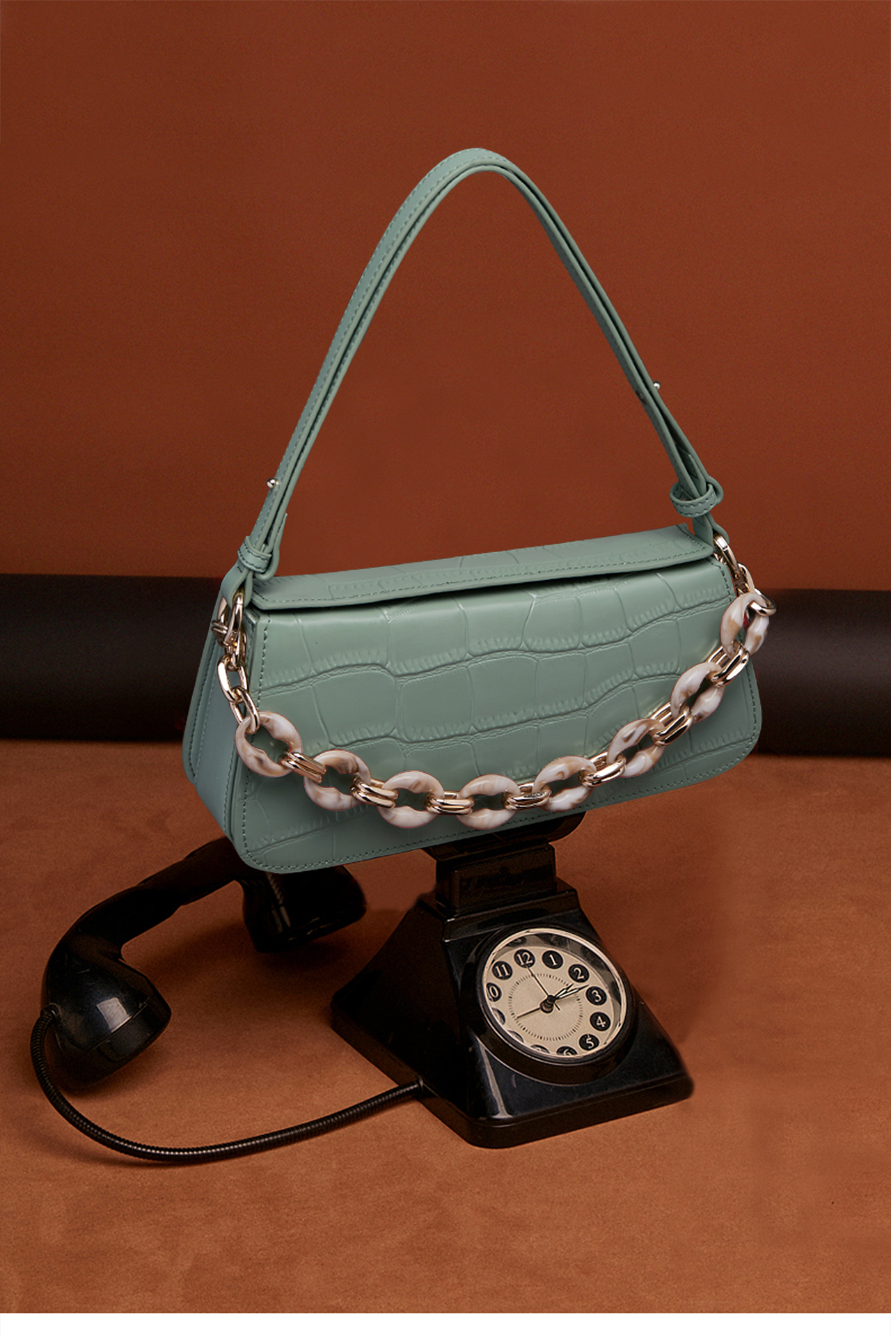 #沐斯摄影#女挎包（图ZMjYyNjYyMzY0） - 产品摄影 - 站酷设计师冰冻生菜原创素材 - 站酷ZCOOL