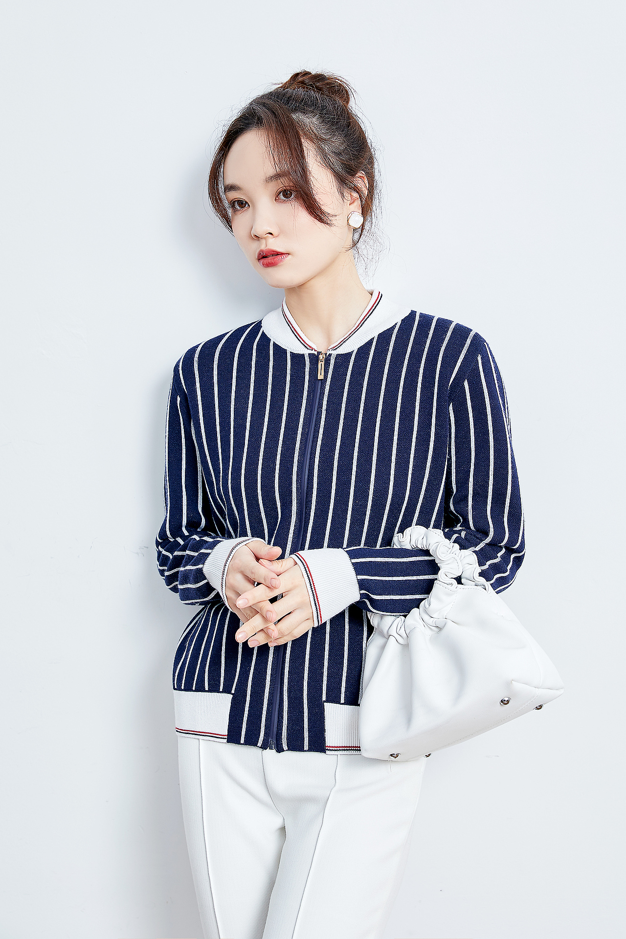 连衣裙/西装/针织/雪纺衫/女装/网红风/轻奢/电商摄影（图ZMjgxMTcwMjUy） - 人像摄影 - 站酷设计师般若商业摄影原创素材 - 站酷ZCOOL