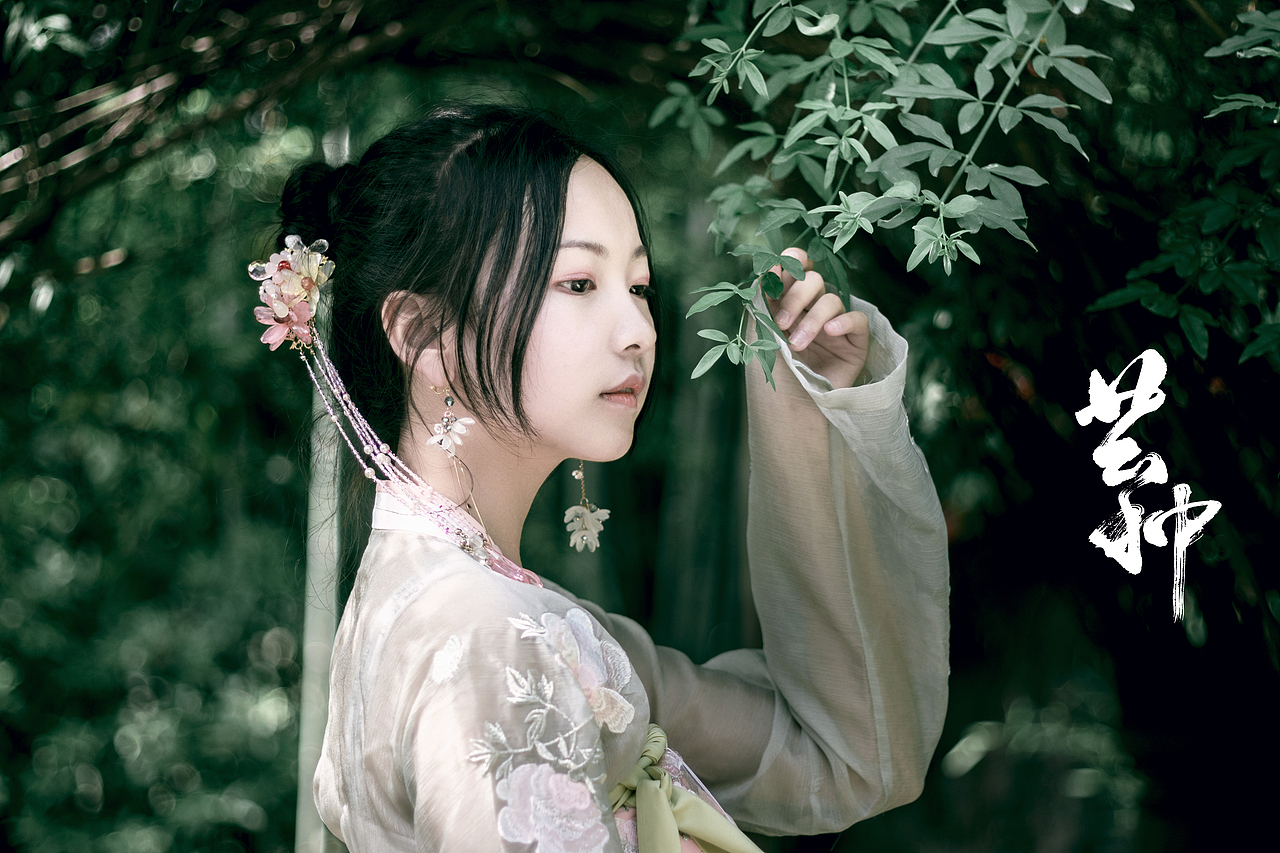 汉服之美2（图ZMTY0OTU1MTU2） - 人像摄影 - 站酷设计师大鱼鲲鹏原创素材 - 站酷ZCOOL