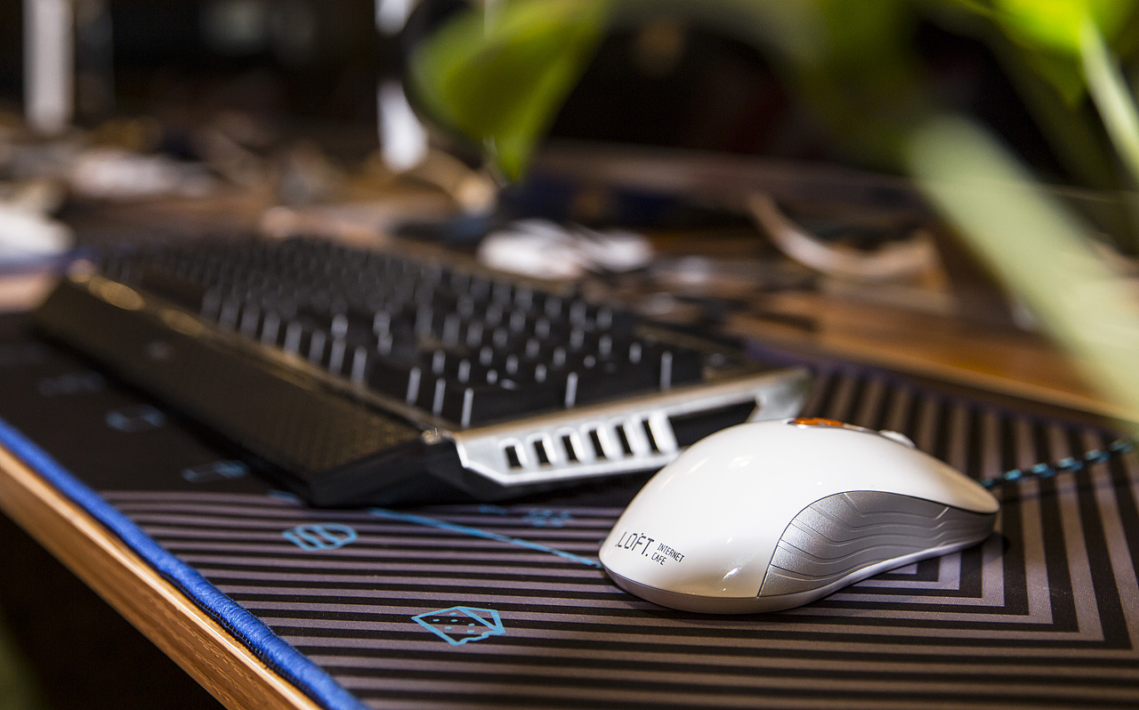 乐特网咖 Loft Internet Café 全国跨界概念网咖连锁/ 品牌vis视觉设计