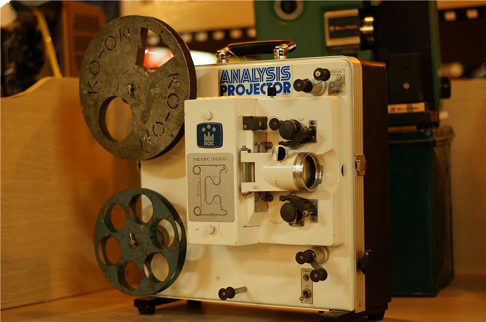 胶片已死，电影永生，胶片电影收藏馆掠影（一）（图ZMTQ0NTc4NzI=） - 产品摄影 - 站酷设计师CHEN陳GUO原创素材 - 站酷ZCOOL