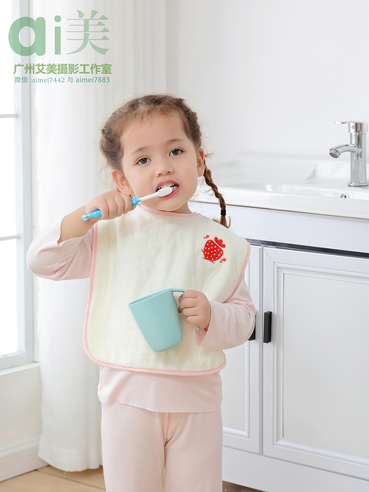 童装拍摄广州外国母婴装儿童产品拼拍模特拍照淘宝摄影