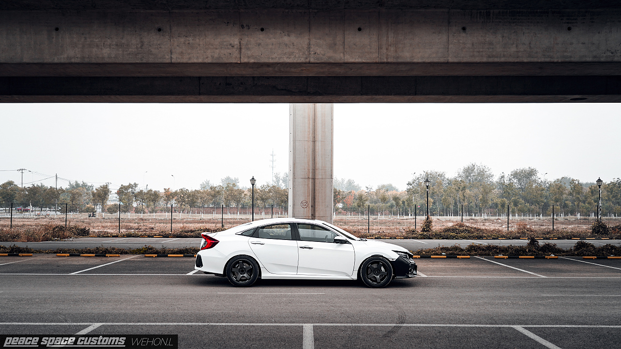 汽车摄影:本田 十代思域