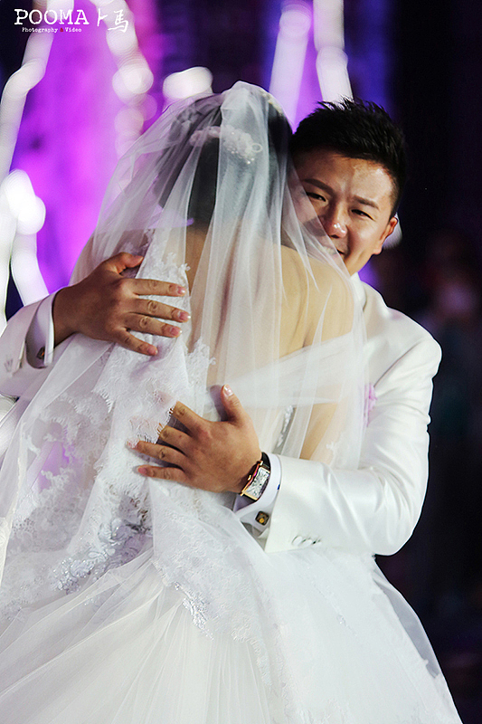 陈一冰牵手竞缇完美婚礼卜马映像