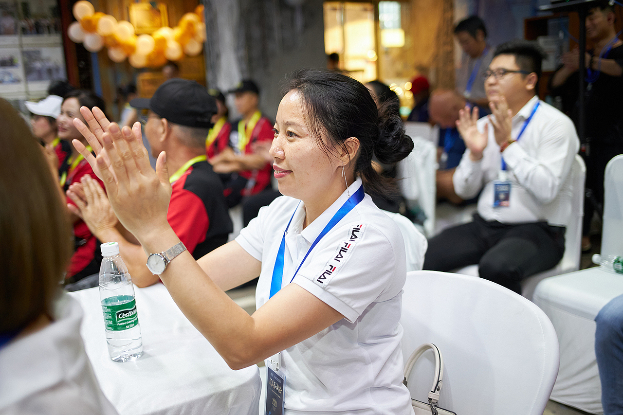 活动人像摄影 公司产品发布会现场跟拍 深圳上门拍摄