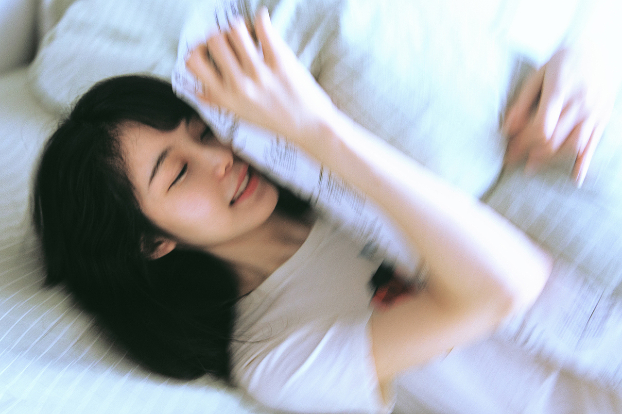 在夏日结束时感受温柔（图ZMTI3OTQ0OTAw） - 人像摄影 - 站酷设计师周健__原创素材 - 站酷ZCOOL
