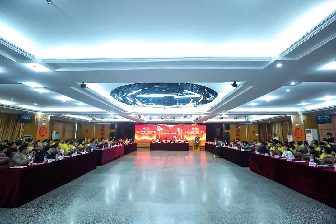 广州医科大学｜医学检验专业30周年庆典设计（图ZMzMwNjAxODI4） - 宣传物料 - 站酷设计师何东狮吼品牌设计原创素材 - 站酷ZCOOL