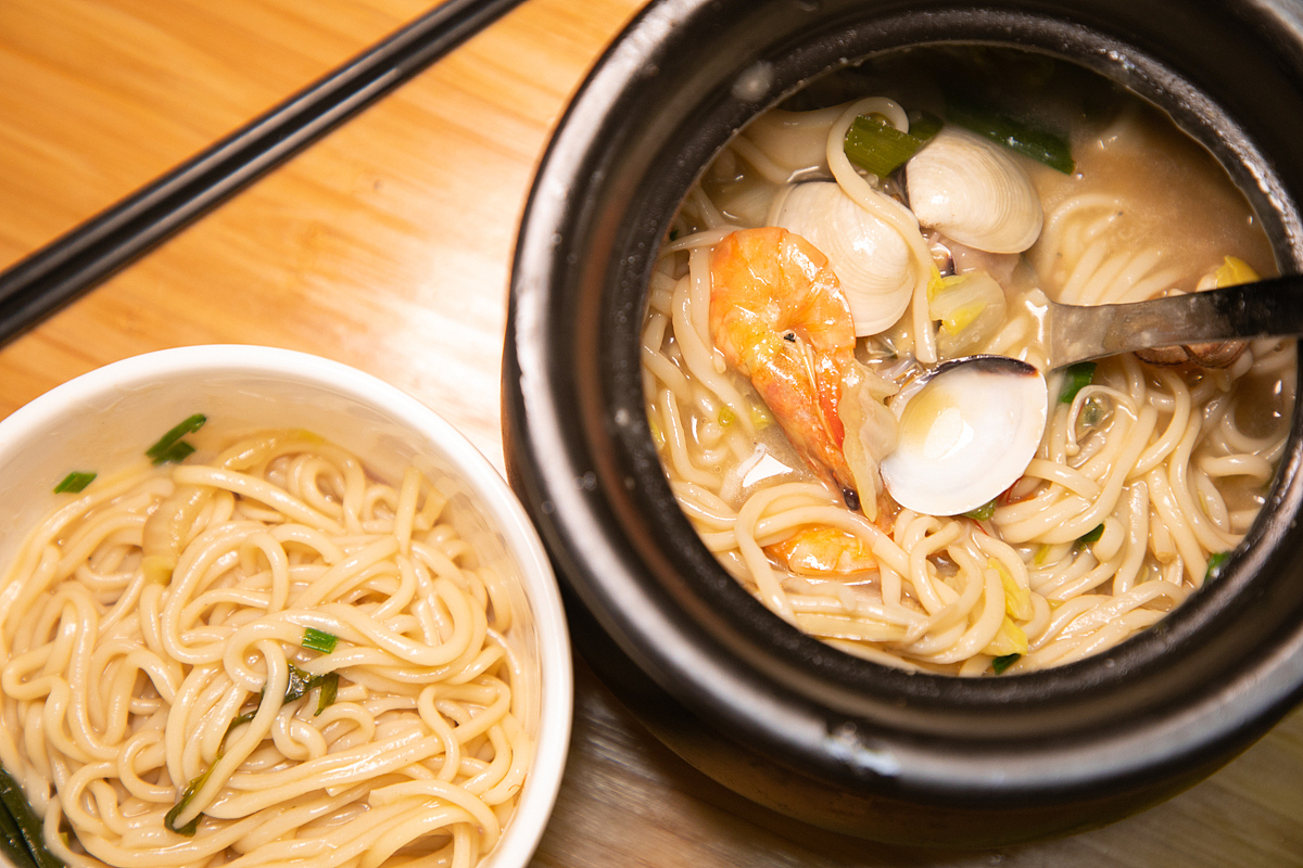 探店//抖面罐罐面