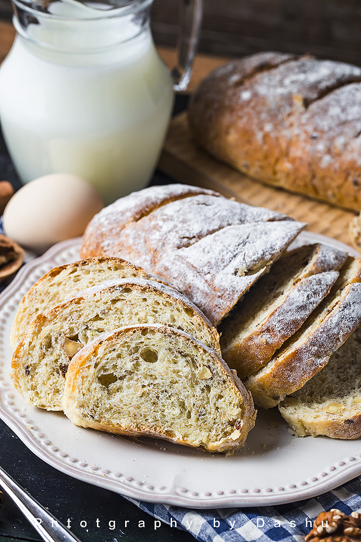 达叔美食摄影记-燕麦核桃欧包