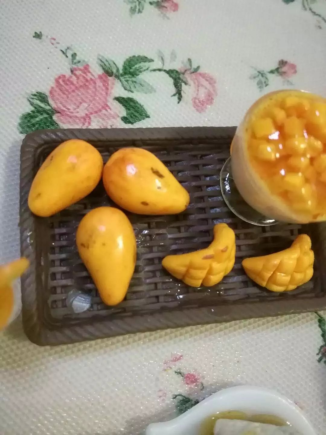 软陶黏土芒果微缩场景