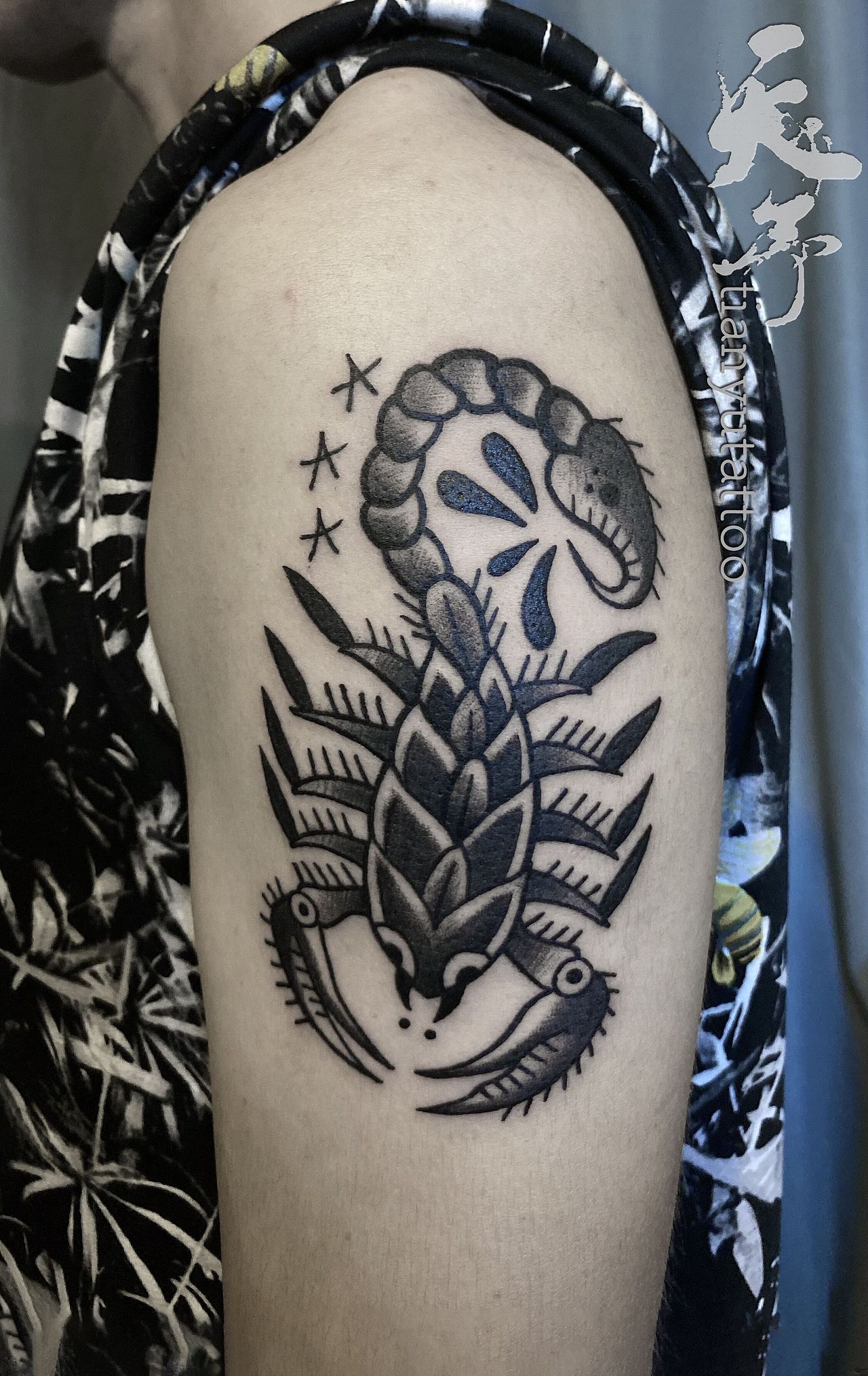 oldschool风格大臂蝎子天予刺青谢严作品