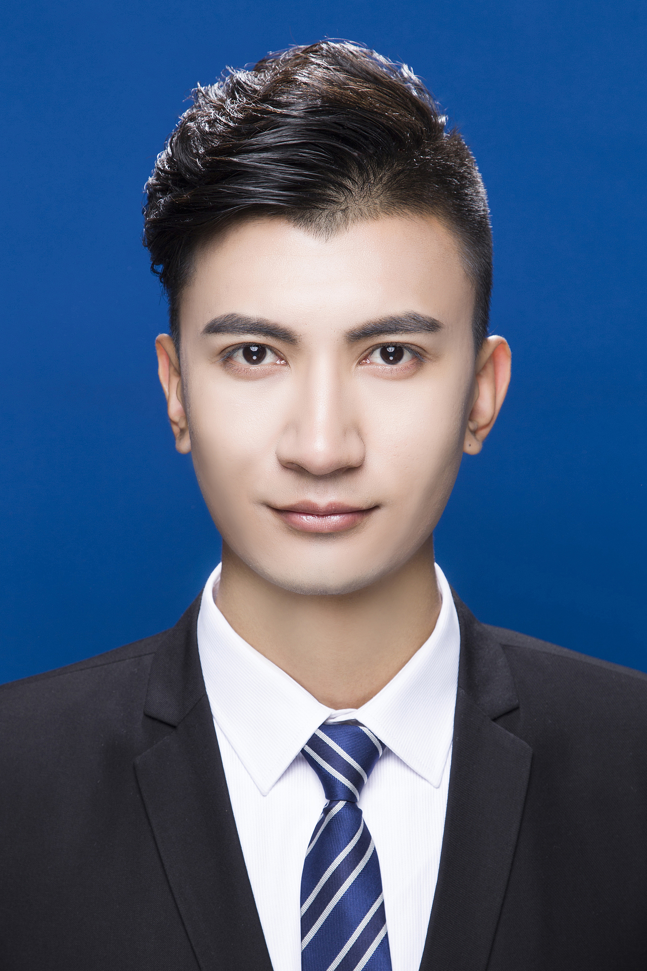 石家庄照相馆最美证件照庞大师