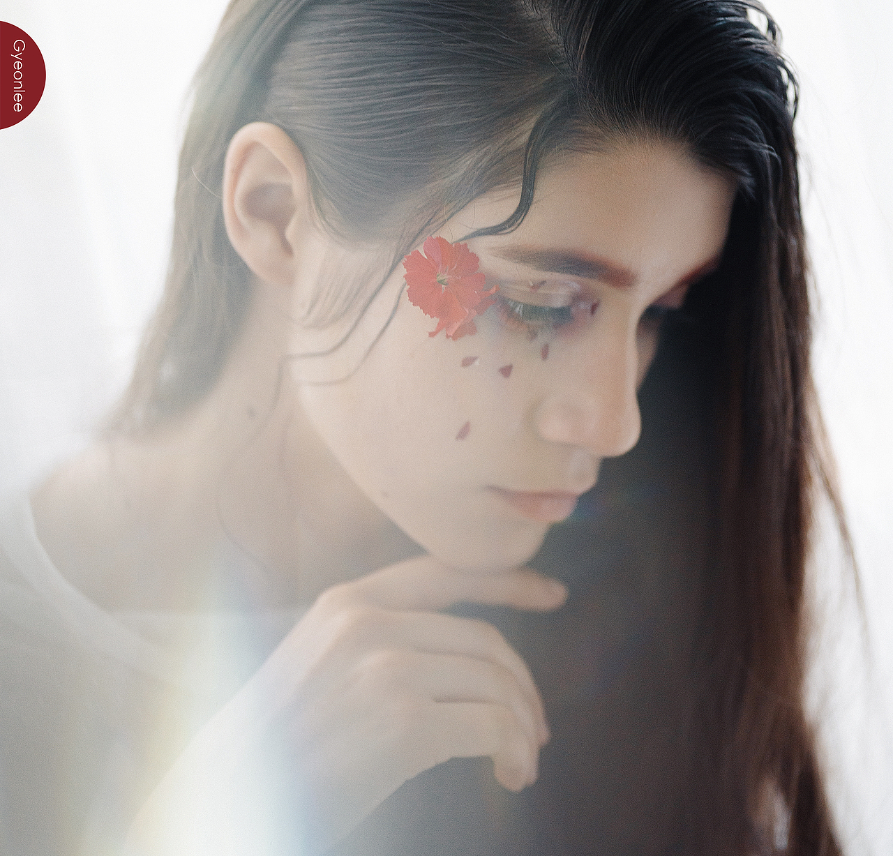 微光（图ZMTA2NjA3MDA4） - 人像摄影 - 站酷设计师gyeonlee原创素材 - 站酷ZCOOL