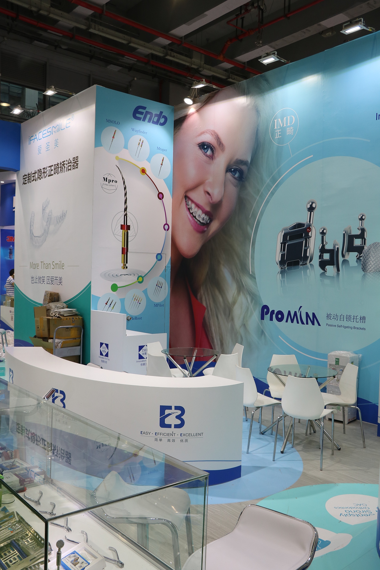 展会设计搭建（华南口腔展）（图ZMTE4MDI0MTY0） - 展陈设计 - 站酷设计师上海洛晨文化原创素材 - 站酷ZCOOL