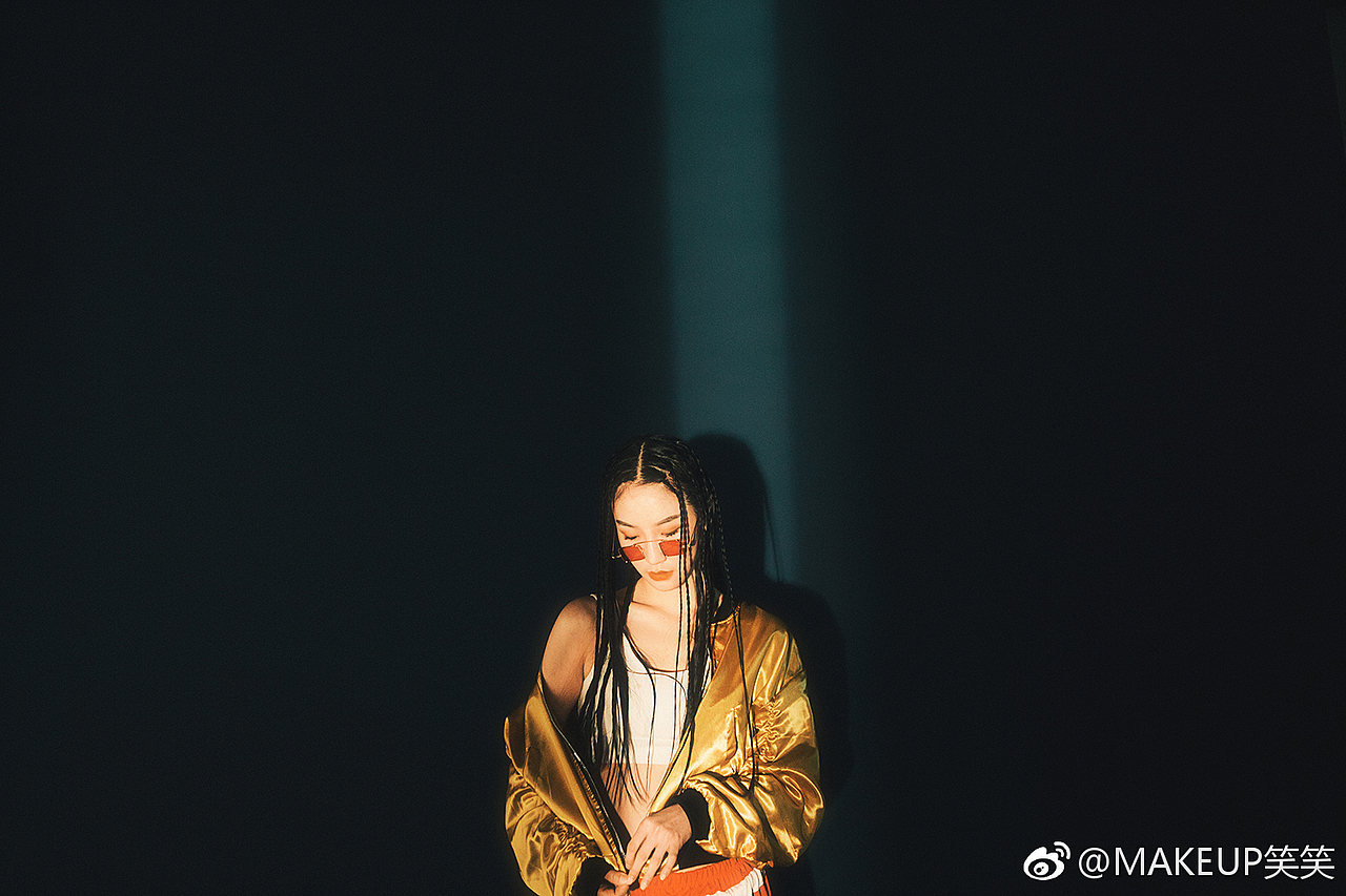 嘻哈少女（图ZMTA3MzM5MzMy） - 人像摄影 - 站酷设计师Z78090713原创素材 - 站酷ZCOOL