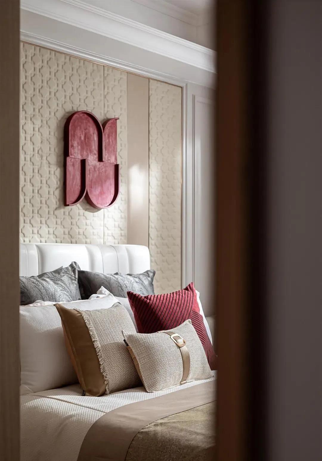 典雅与潮流并存新古典风，那一抹中国红，惊艳了时光~