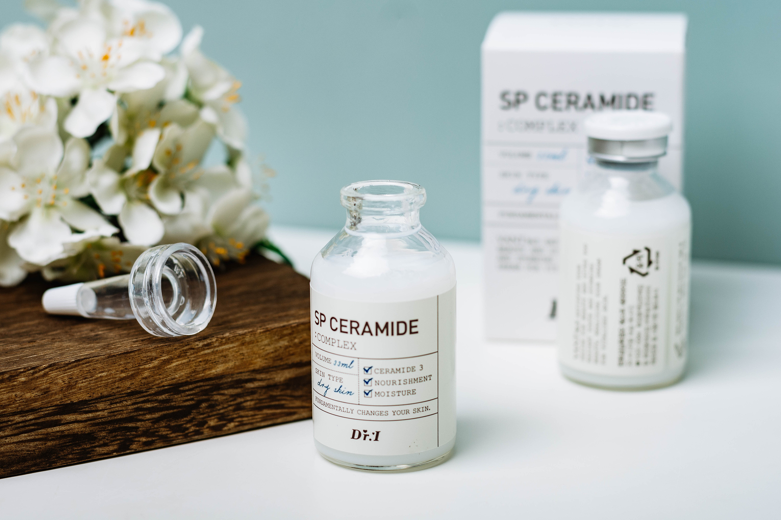 韩国神经酰胺美白保湿原液