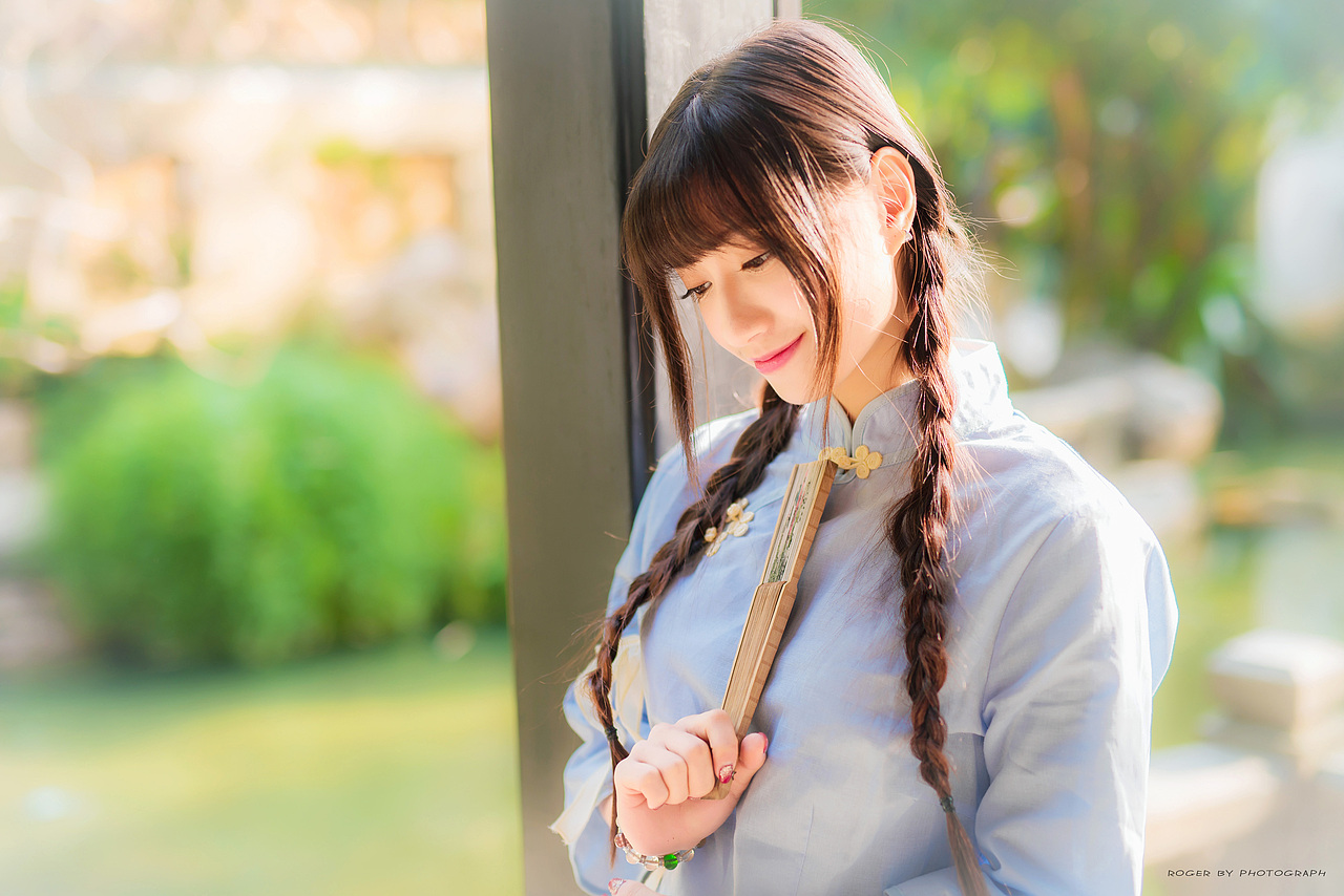 臨水照花人（圖ZNDAwNzM3NTY=） - 人像攝影 - 站酷設(shè)計師大眼祥原創(chuàng)素材 - 站酷ZCOOL