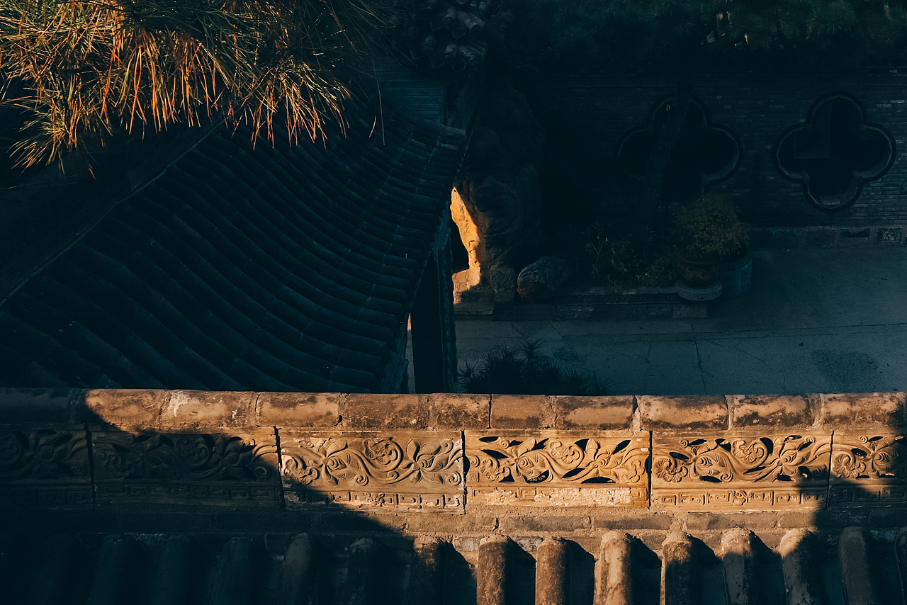 最是人间留不住