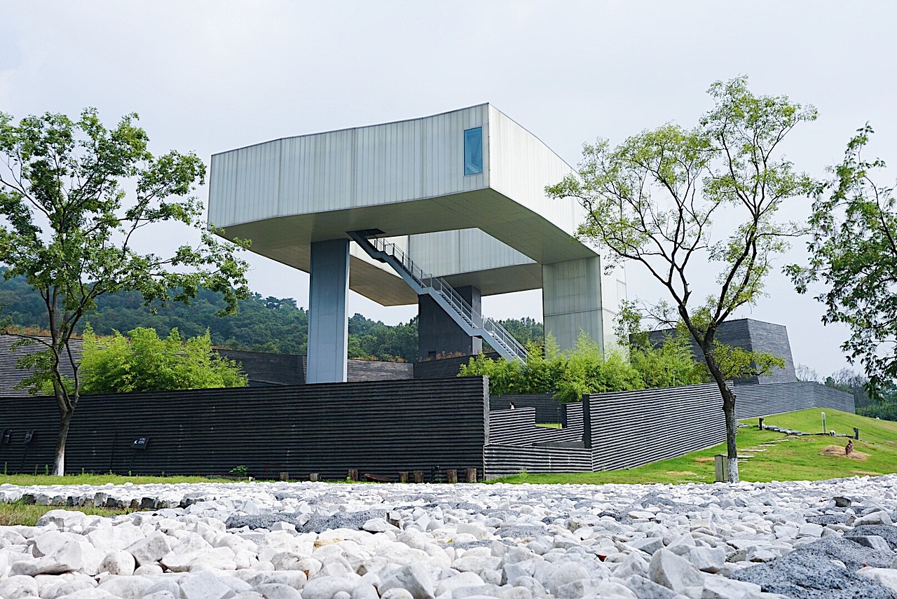 斯蒂文·霍尔-四方当代美术馆