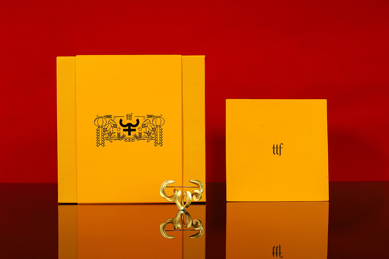 TTF舞牛胸针拍摄