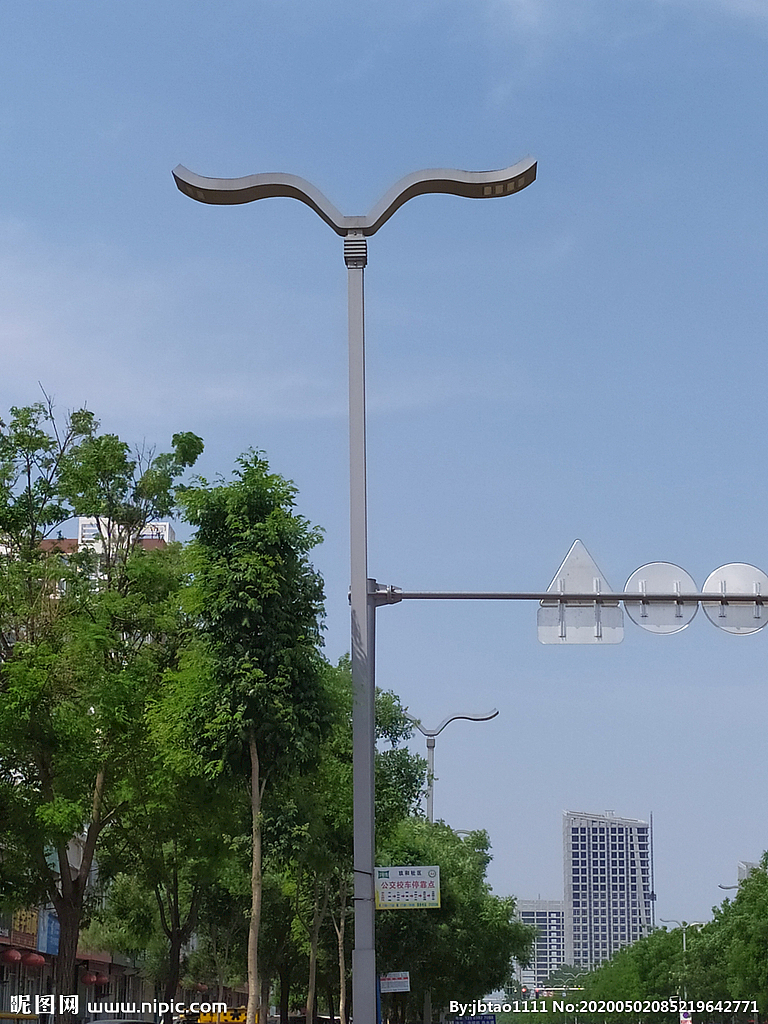 简单大气12米双臂路灯简约高低臂景观灯10米单臂路灯