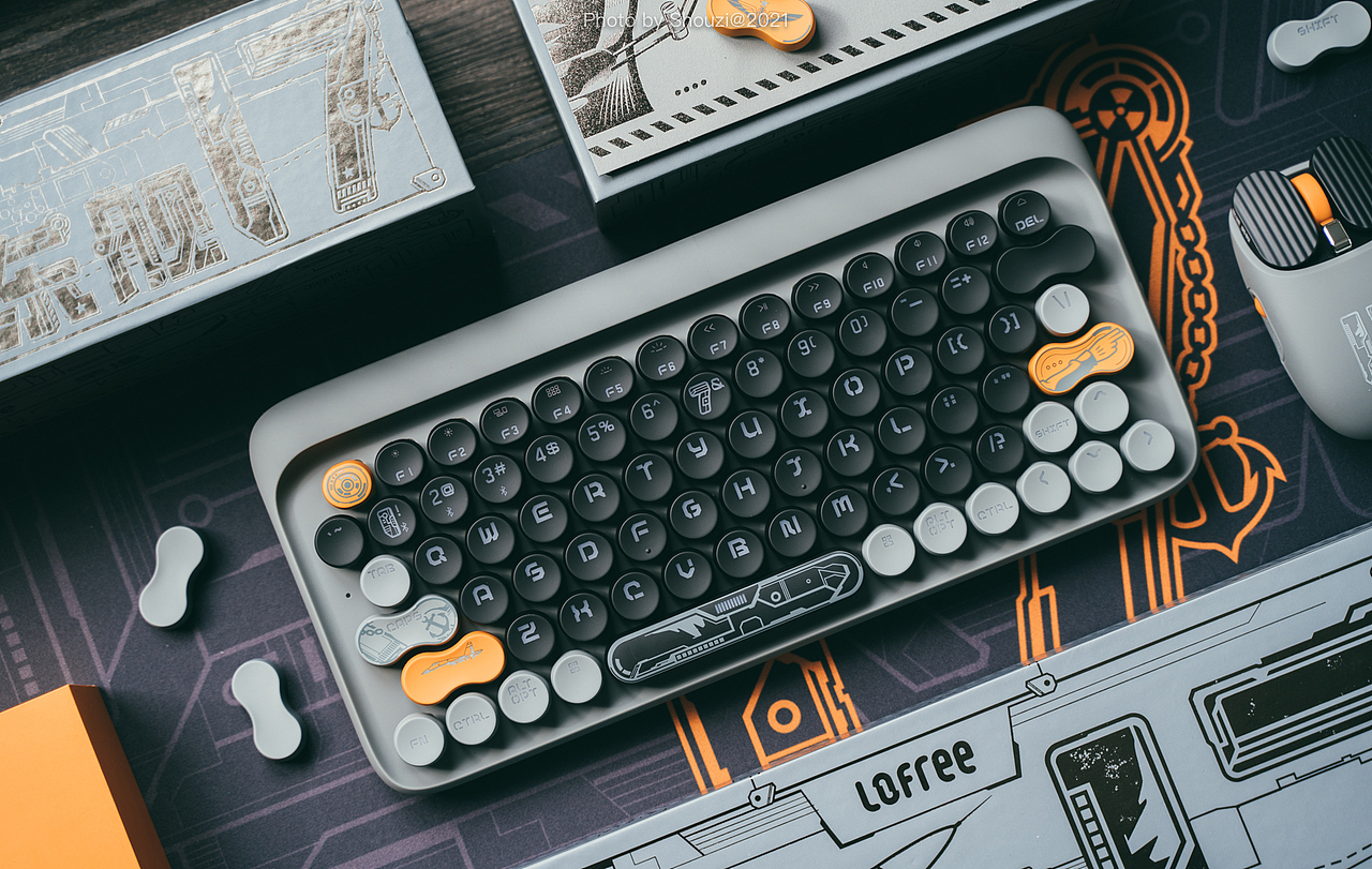 洛斐x荣造山东舰桌面键鼠套装