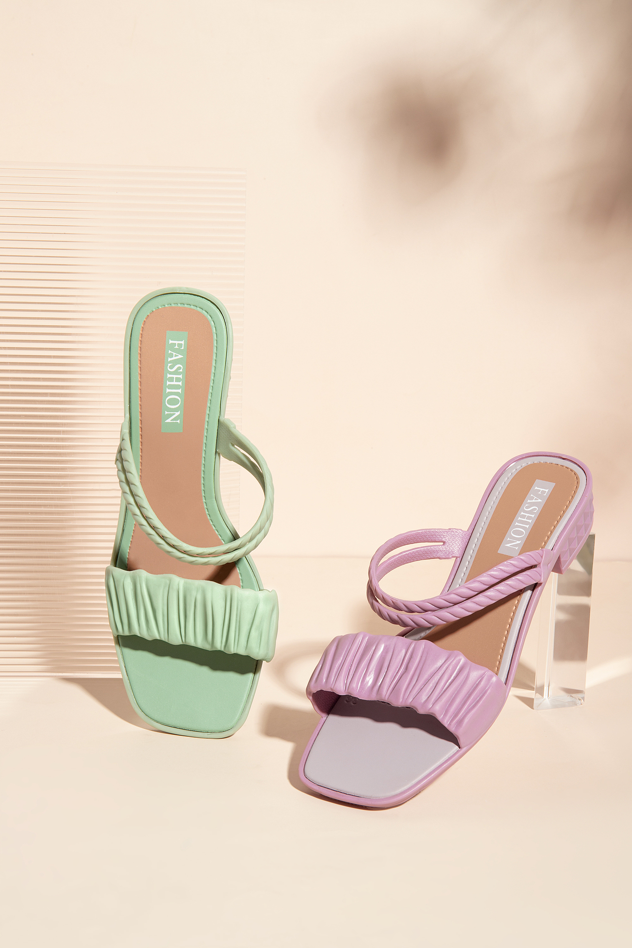 lisvin糖果色果冻凉拖鞋女鞋摆拍