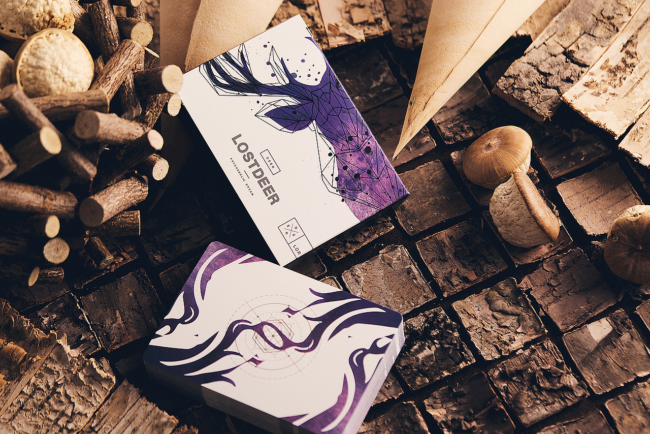 产品摄影-扑克牌-Lost Deer（图ZMTQ4NTkyNDQ4） - 产品摄影 - 站酷设计师柏克珀紙品工作室原创素材 - 站酷ZCOOL