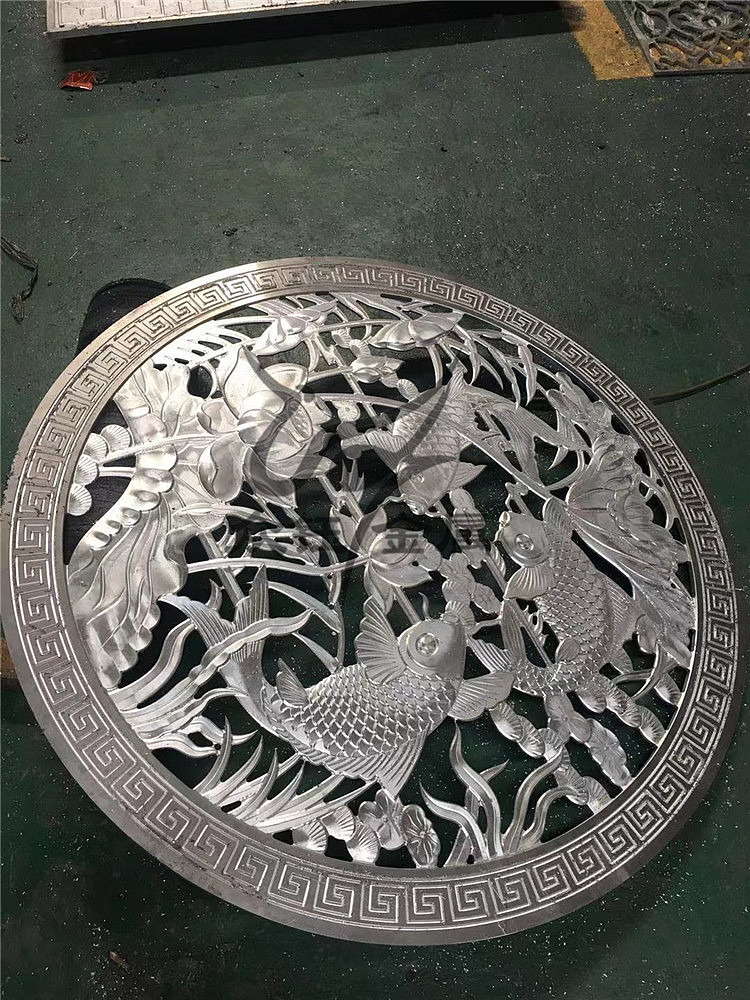 铜板雕刻隔断屏风 酒店专用艺术雕花镂空屏风