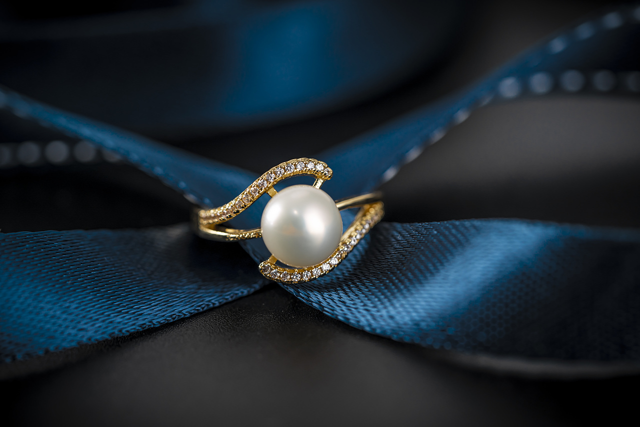 珍珠戒指摄影