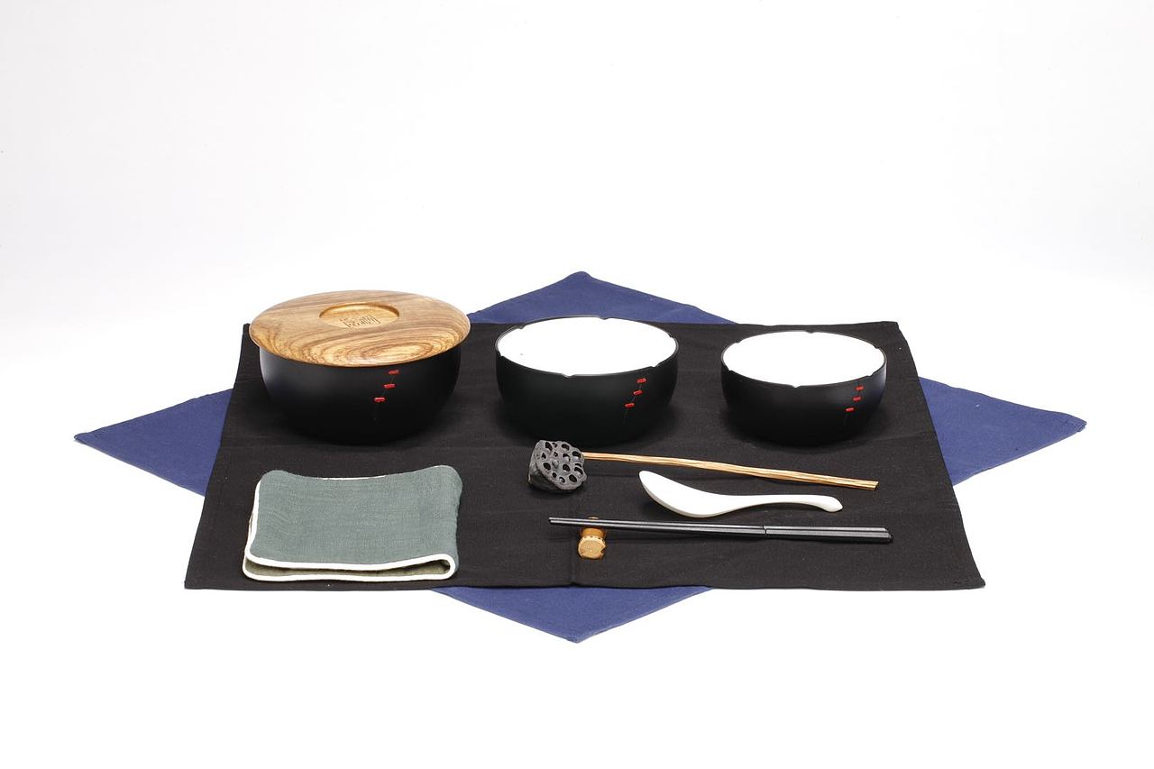 “正念”餐具——一搏工业设计