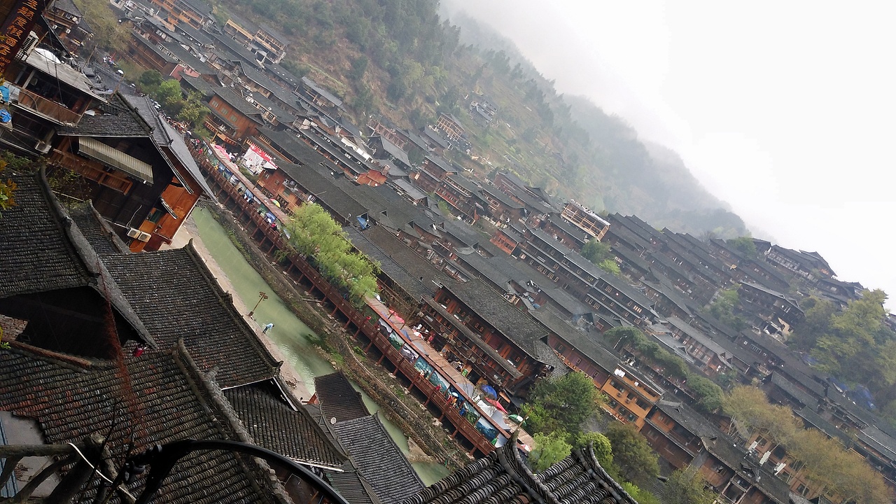 西江之美,夜景之光。