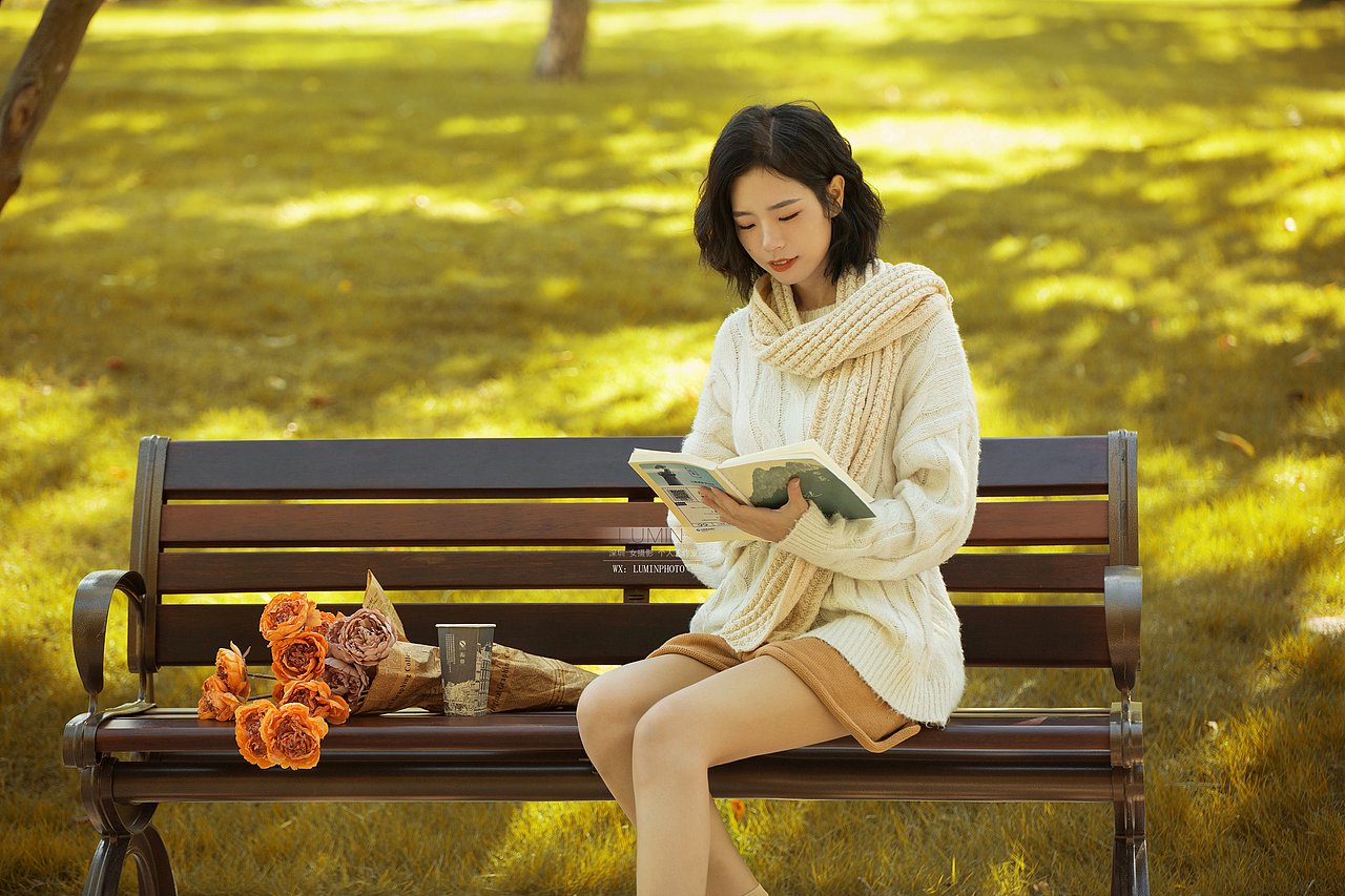 金黄色的秋天 秋叶 毛衣写真 深圳的的秋冬外景拍摄