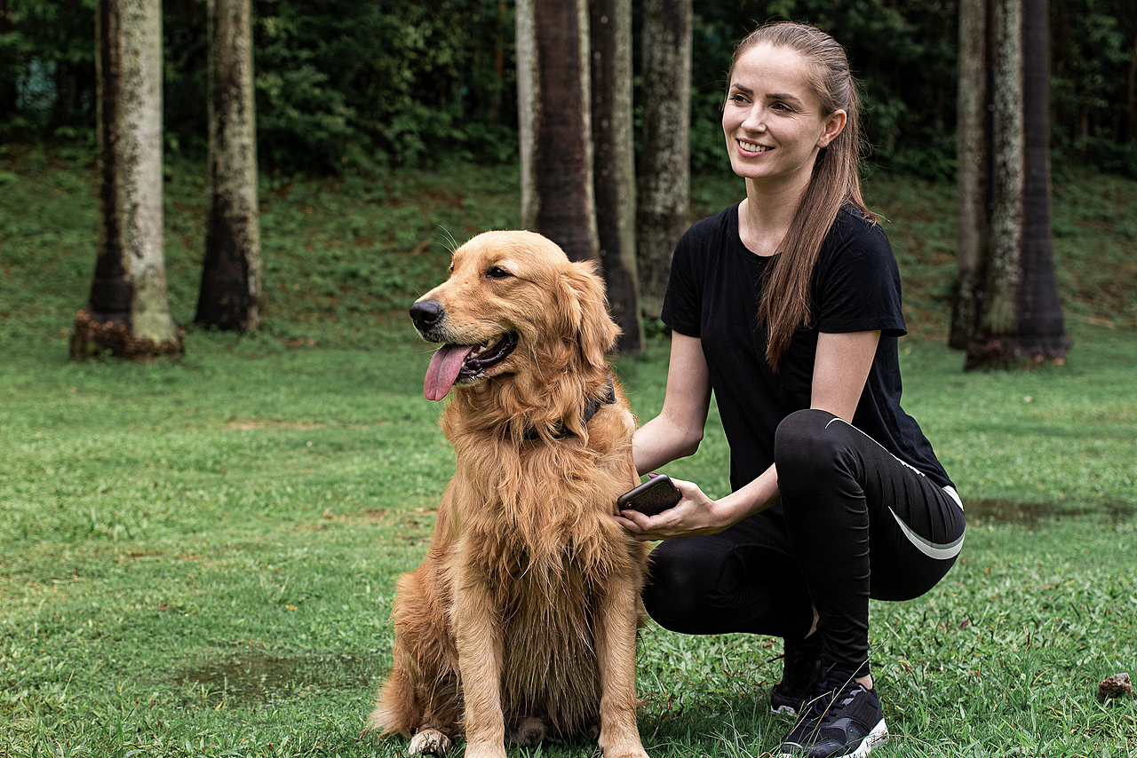 随手拍丨PETFON宠物追踪器跟拍
