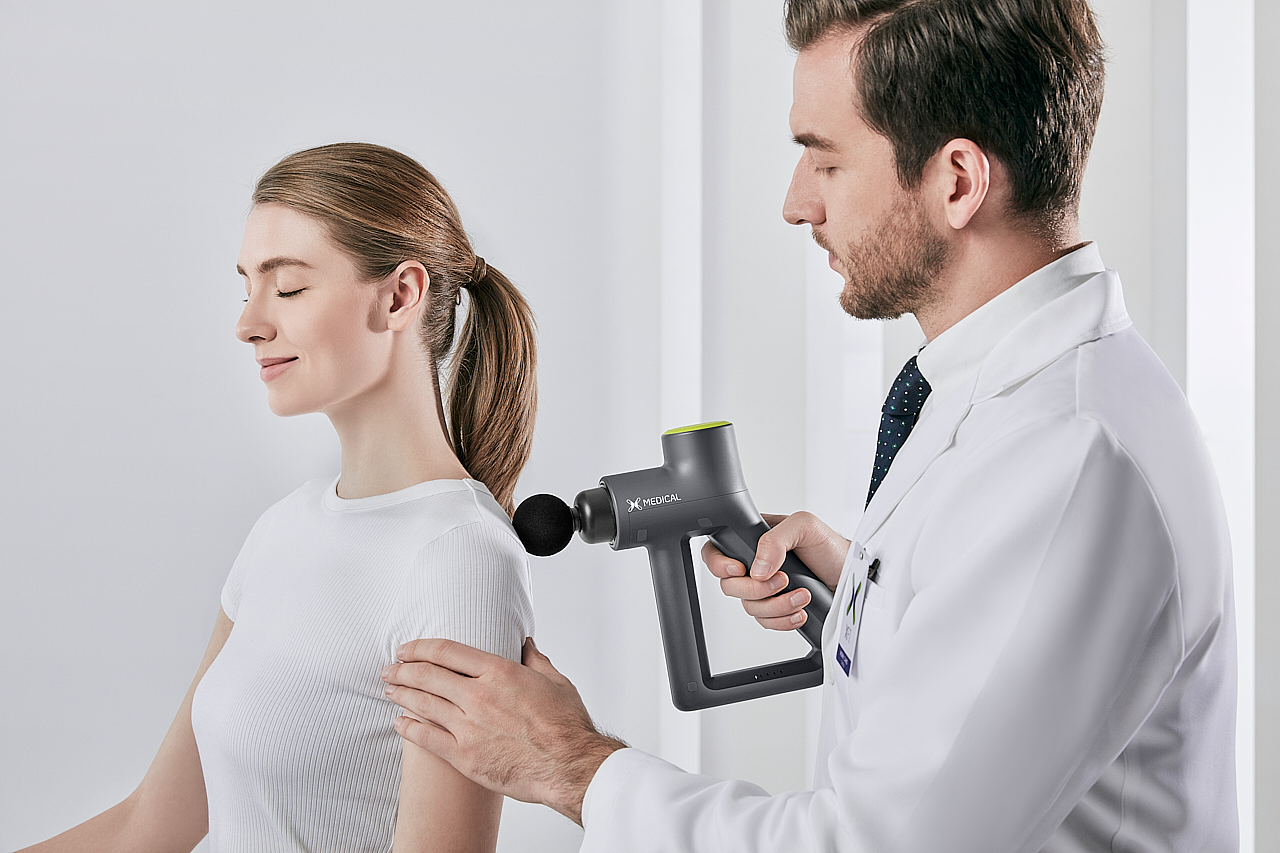 平面&视频｜ IEASE筋膜枪（图ZMjYwMTUxNjUy） - 产品摄影 - 站酷设计师叔的片原创素材 - 站酷ZCOOL